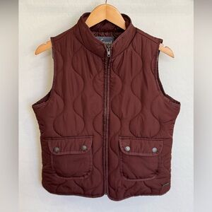 Natural Reflections Quilted Vest in Burgundy